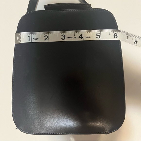 Vintage Navy Structured Box Crossbody Bag – Minimalist 90s Hard Shell Purse - Picture 13 of 14